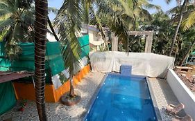 Aura Rooms & Swimming Pool, Calangute